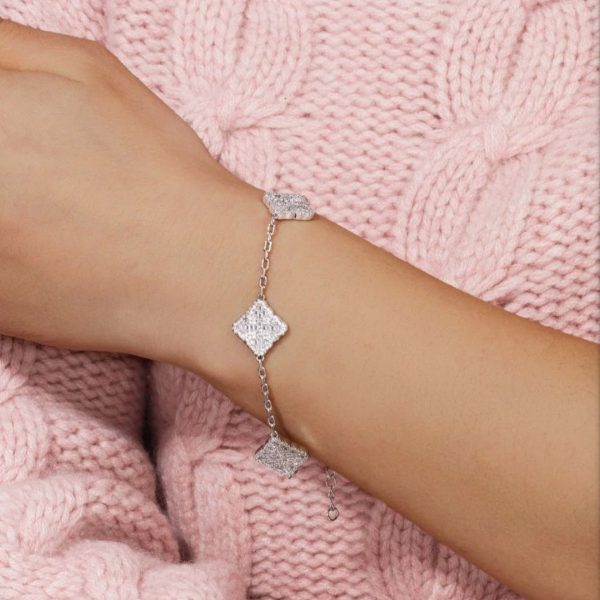 Clover Bracelet - Image 3